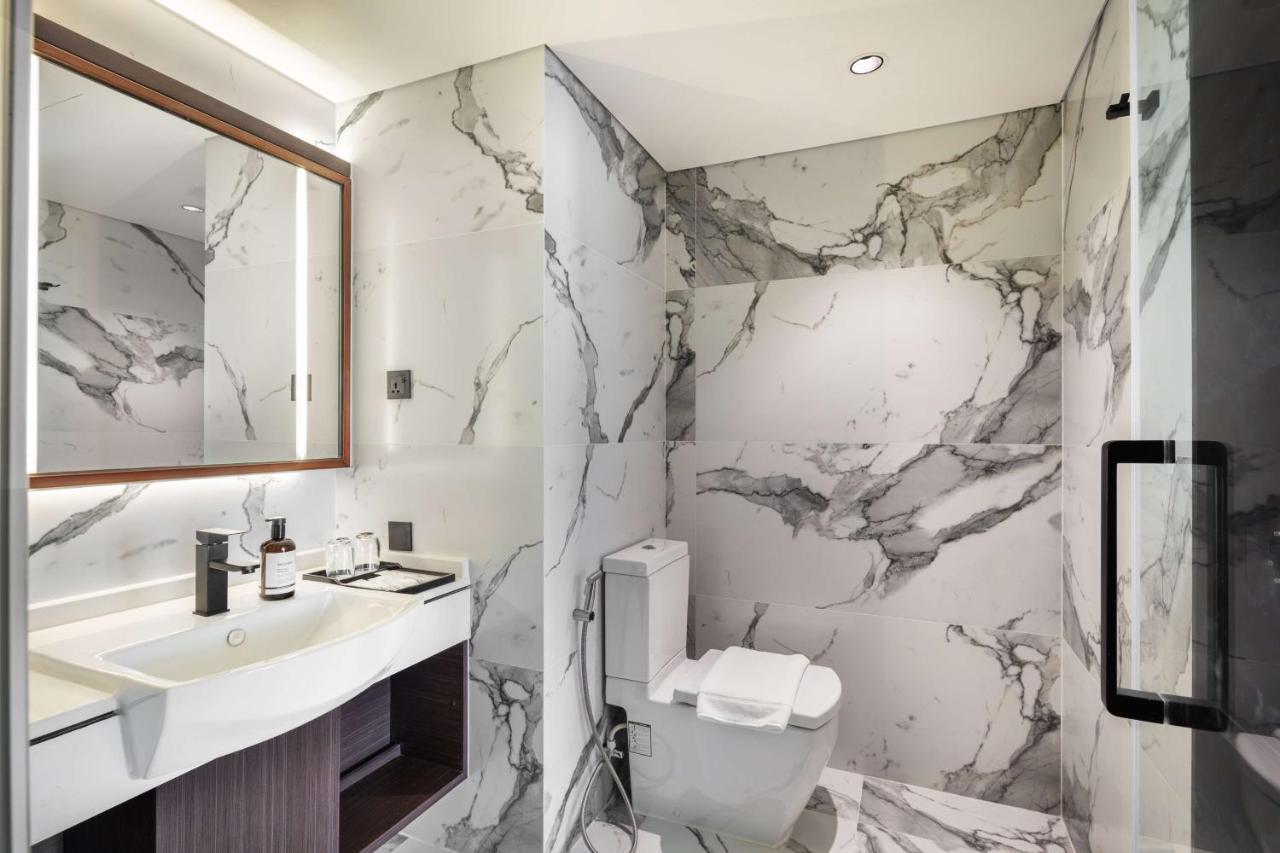 Best Western Click Sathorn 11 Bangkok Exterior photo