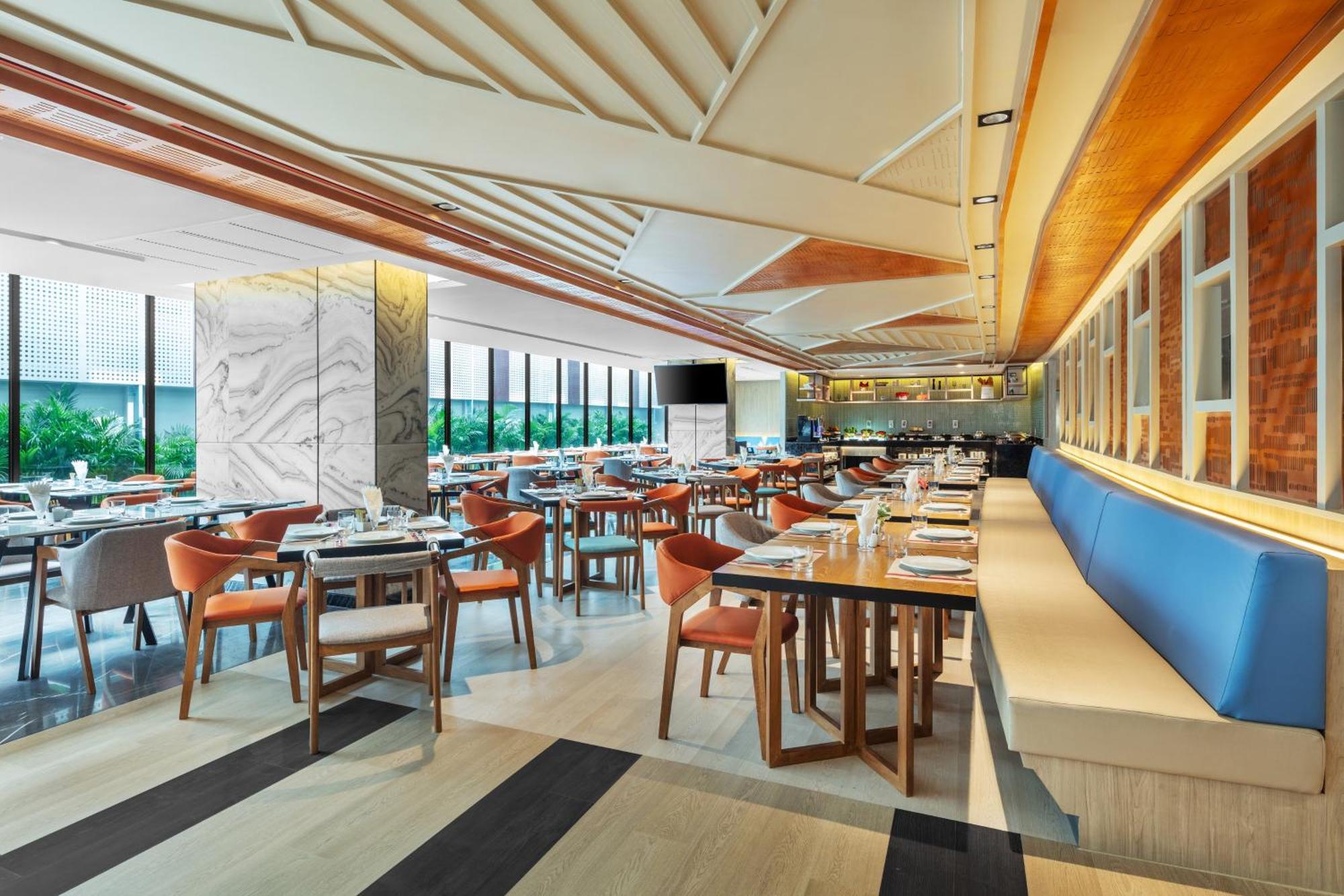 Best Western Click Sathorn 11 Bangkok Exterior photo