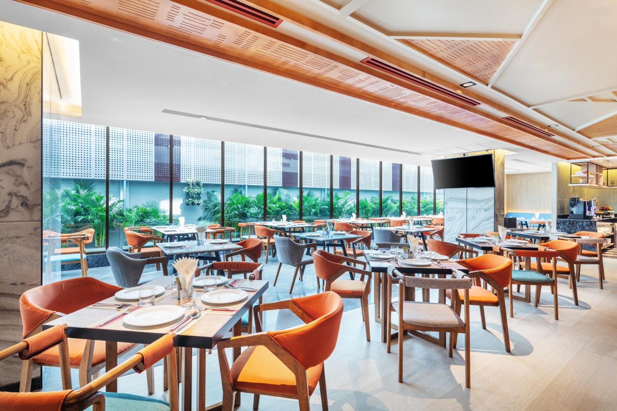 Best Western Click Sathorn 11 Bangkok Exterior photo
