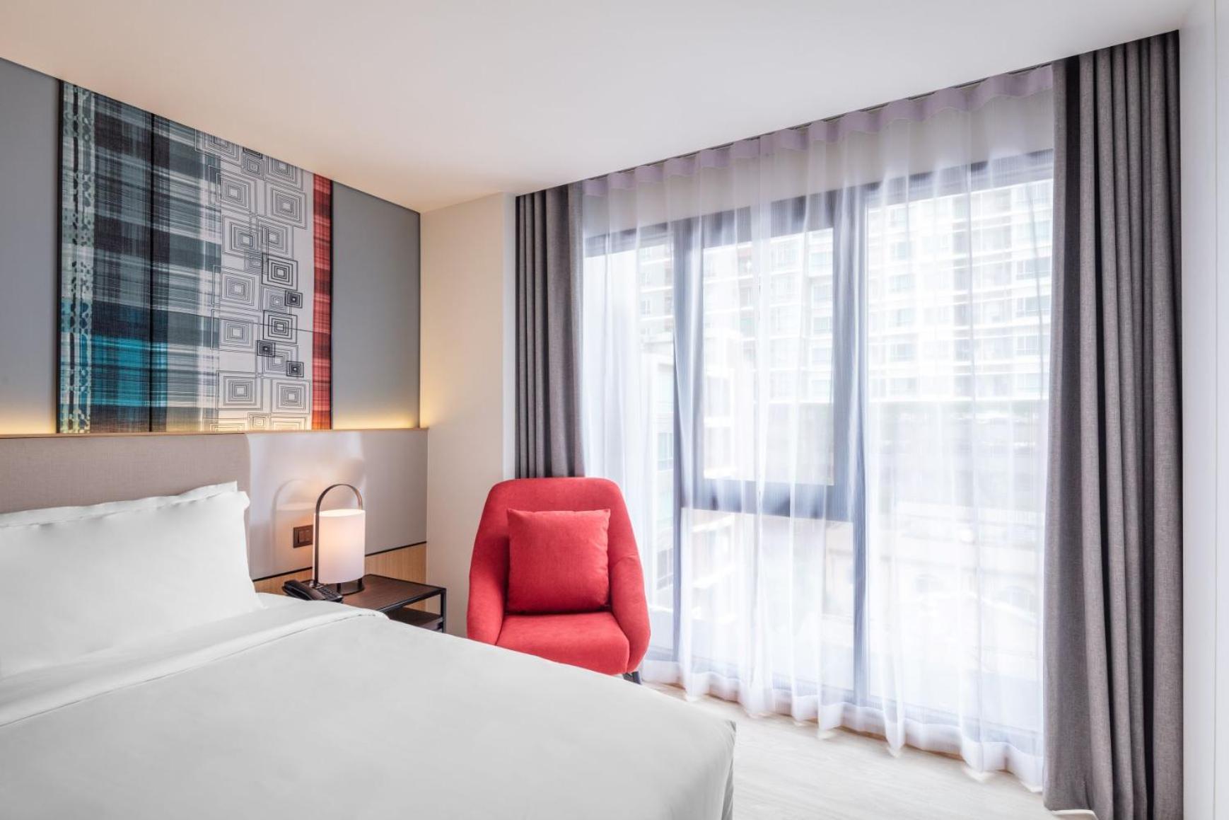 Best Western Click Sathorn 11 Bangkok Exterior photo