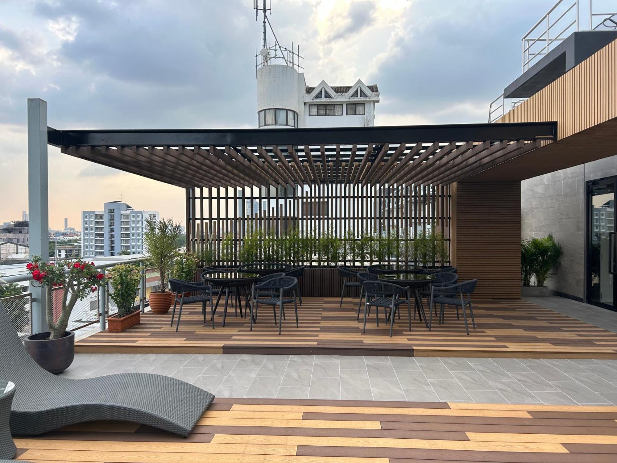 Best Western Click Sathorn 11 Bangkok Exterior photo