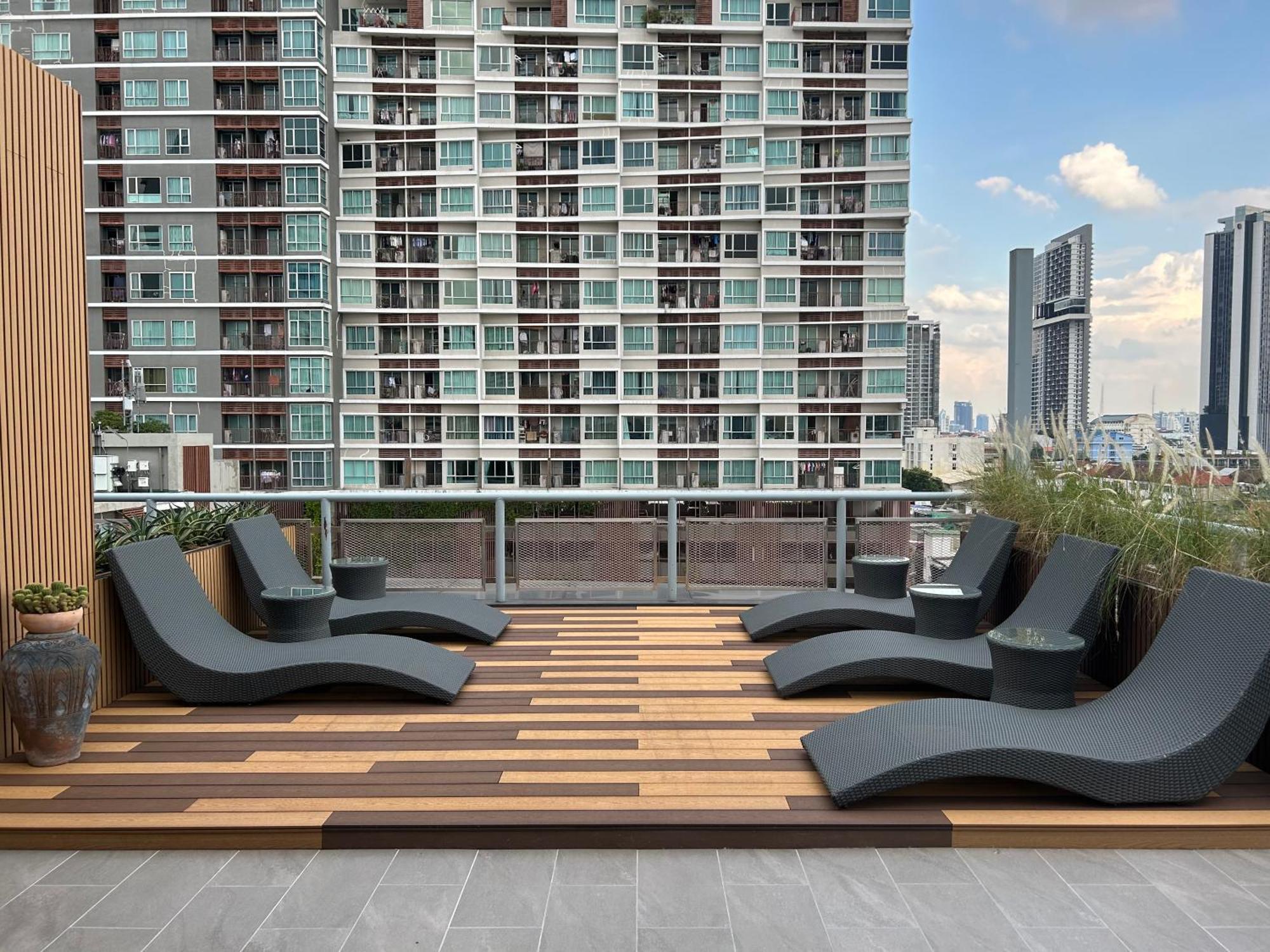 Best Western Click Sathorn 11 Bangkok Exterior photo