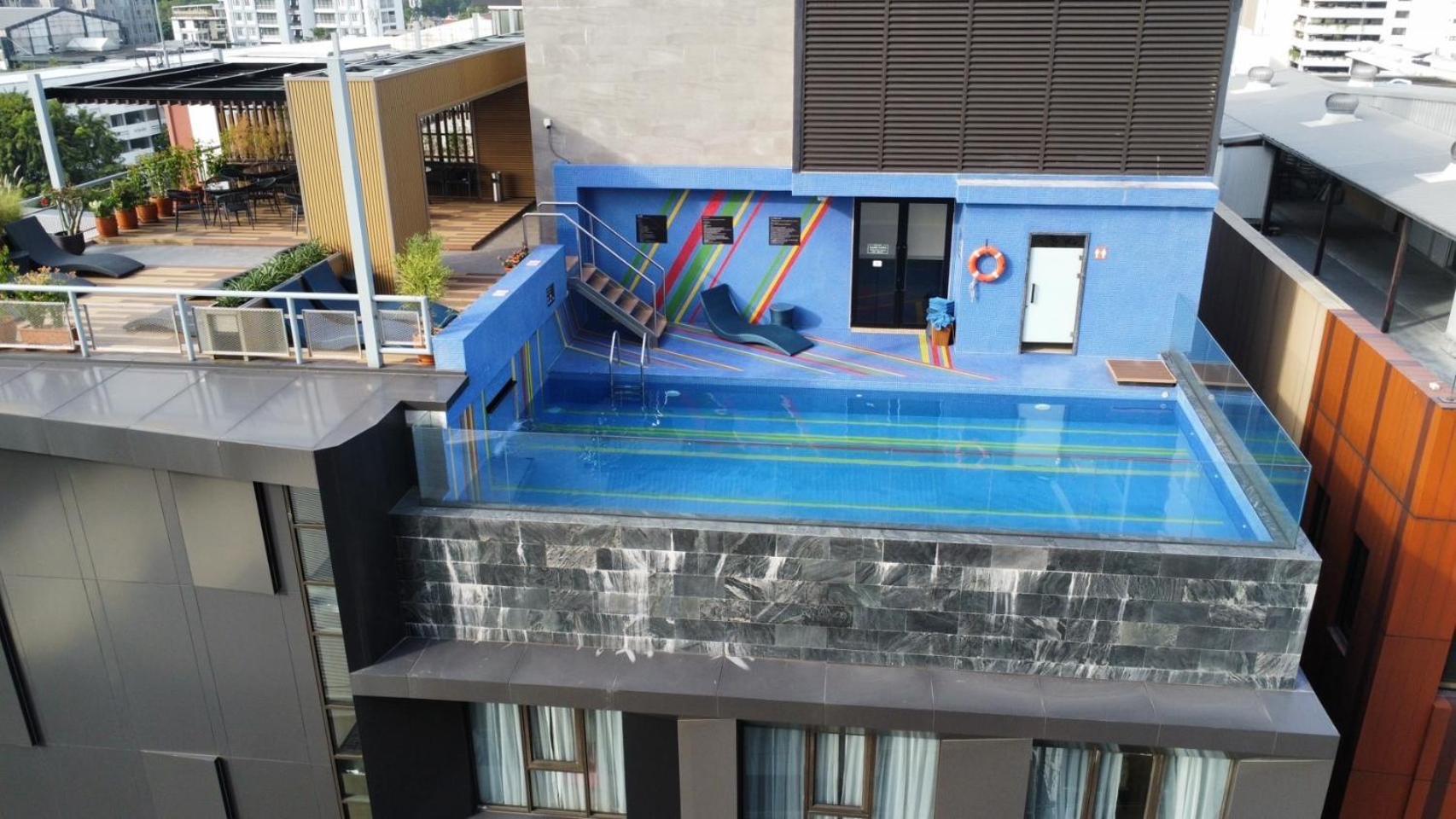 Best Western Click Sathorn 11 Bangkok Exterior photo